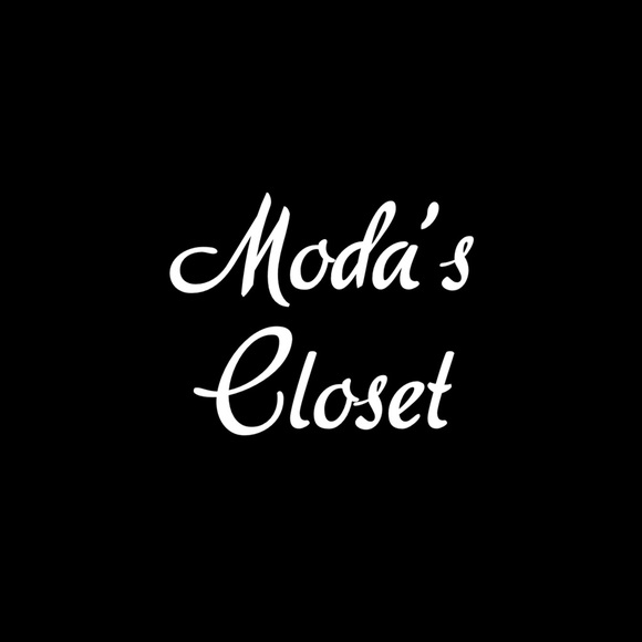 Meet your Posher, Carla - Picture 1 of 1